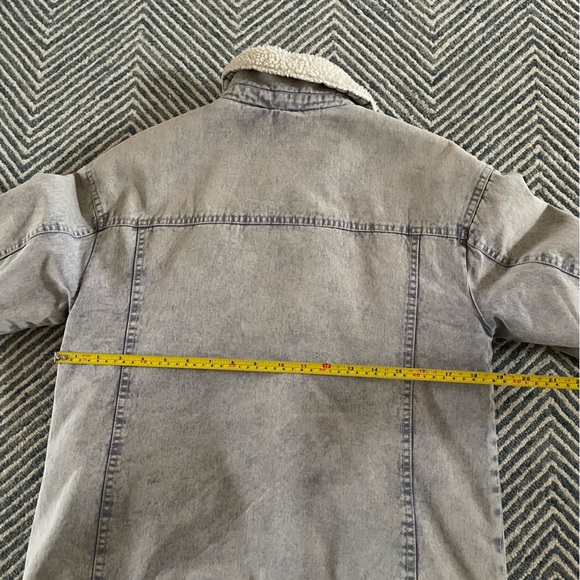 Levi’s denim & sherpa jacket - Picture 10 of 14